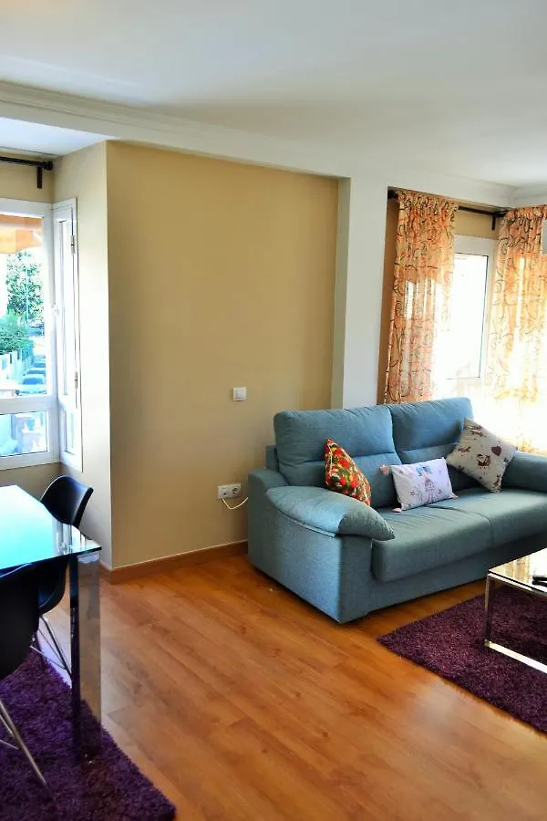 Hospitales Y Centro Suites Salmeron Malaga Apartment